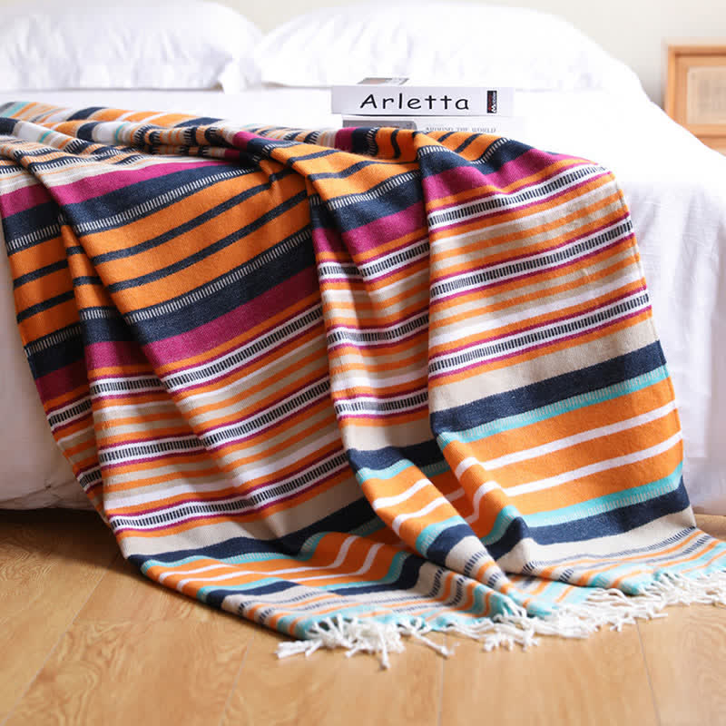 Coperta arcobaleno con nappe morbide a righe colorate