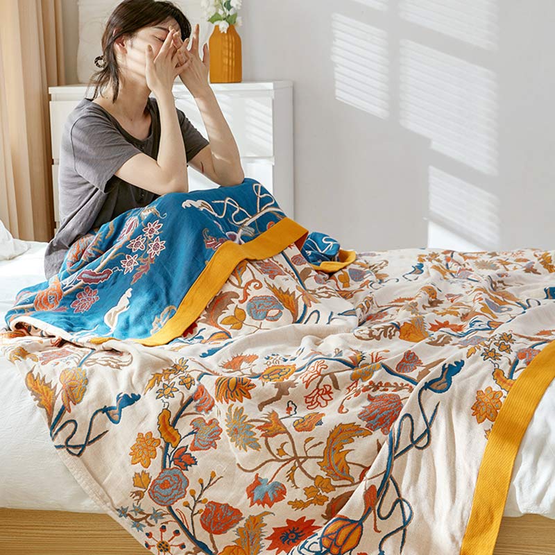 Trapunta reversibile in cotone con motivo a fiori in fiore