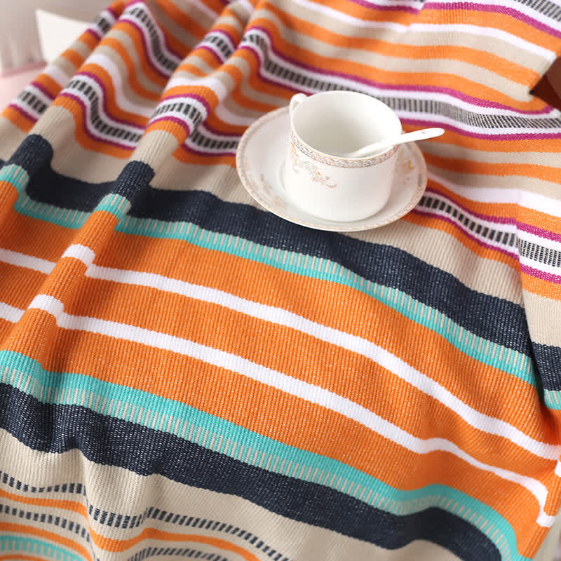 Coperta arcobaleno con nappe morbide a righe colorate