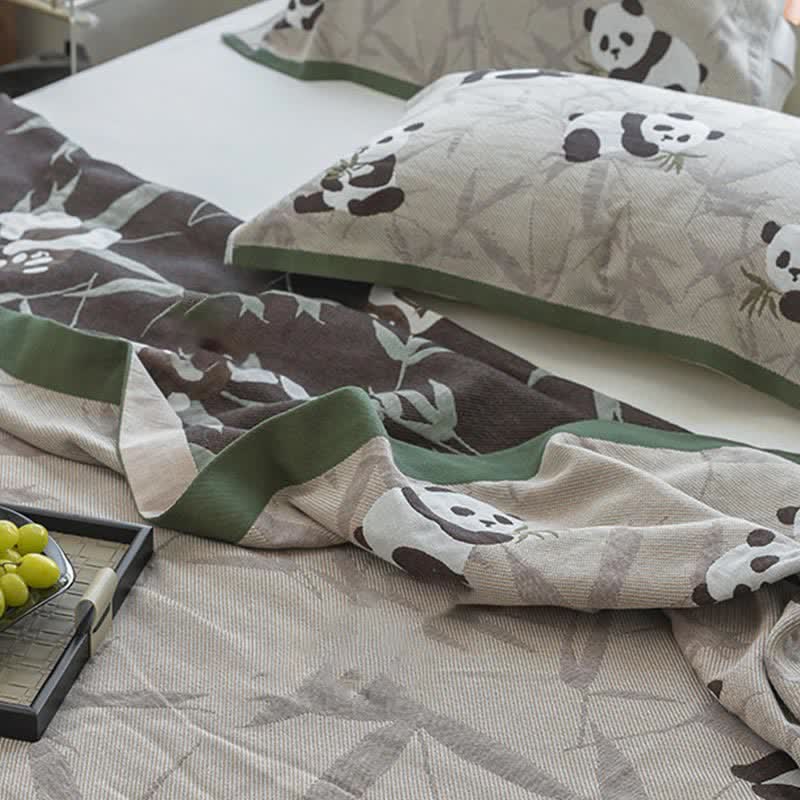 Trapunta reversibile in cotone con stampa panda