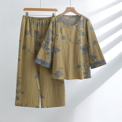 Completo da casa in cotone con scollo rotondo e stampa floreale