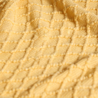 Coperta con motivo prismatico lavorato a maglia Ownkoti con nappe