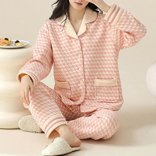 Pigiama in cotone con bottoni chic