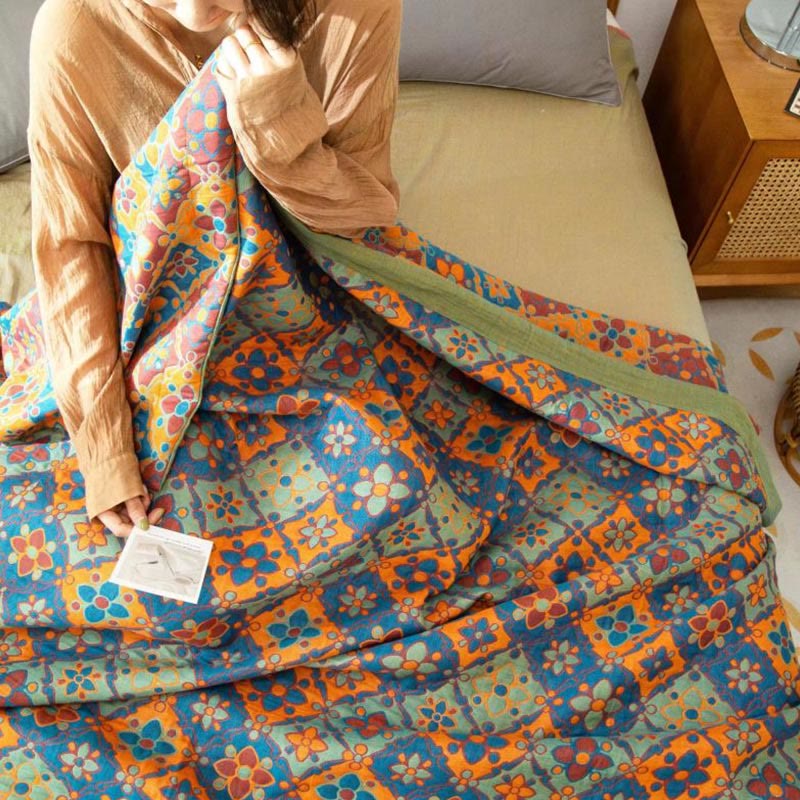 Trapunta reversibile in cotone con stampa floreale Boho