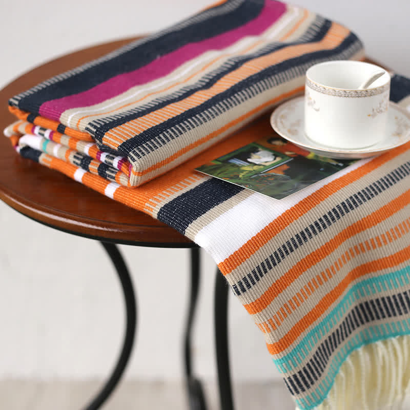 Coperta arcobaleno con nappe morbide a righe colorate