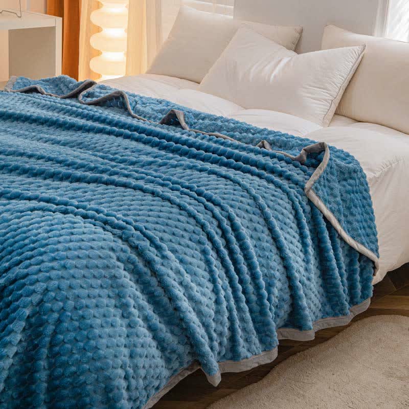 Coperta reversibile in velluto morbido tinta unita