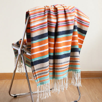 Coperta arcobaleno con nappe morbide a righe colorate