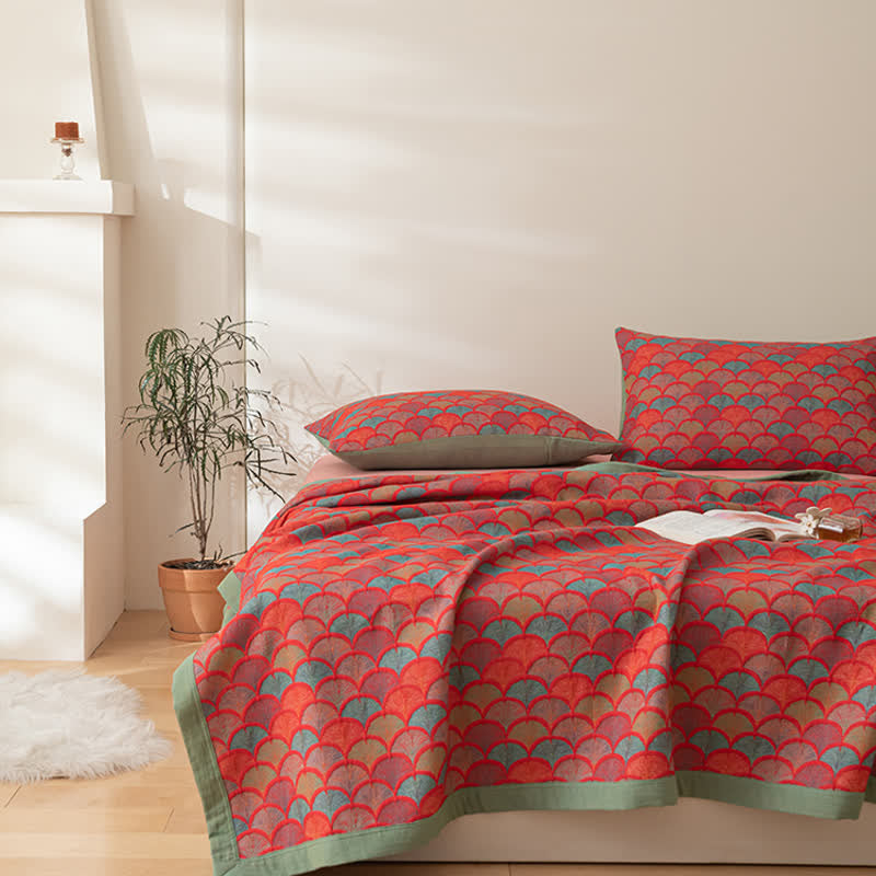 Trapunta reversibile in cotone con motivo a squame di pesce Brightful