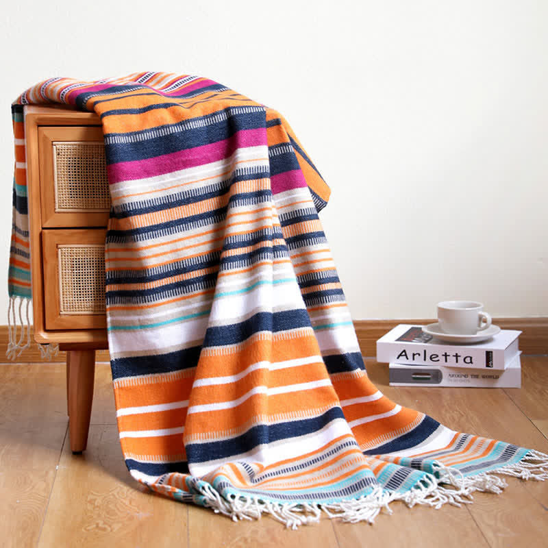 Coperta arcobaleno con nappe morbide a righe colorate