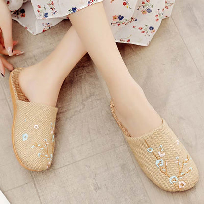 Comode pantofole in lino ricamate Plum Bossom
