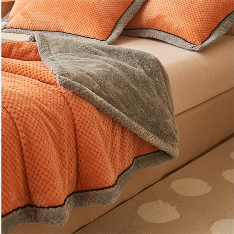 Coperta in pile morbido a tinta unita