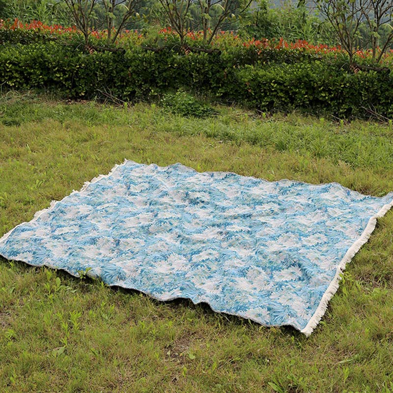 Coperta da picnic con fiori in stile dipinto a olio