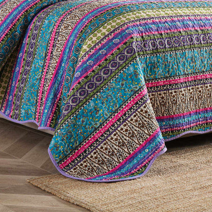 Trapunta in stile jacquard a righe con federa
